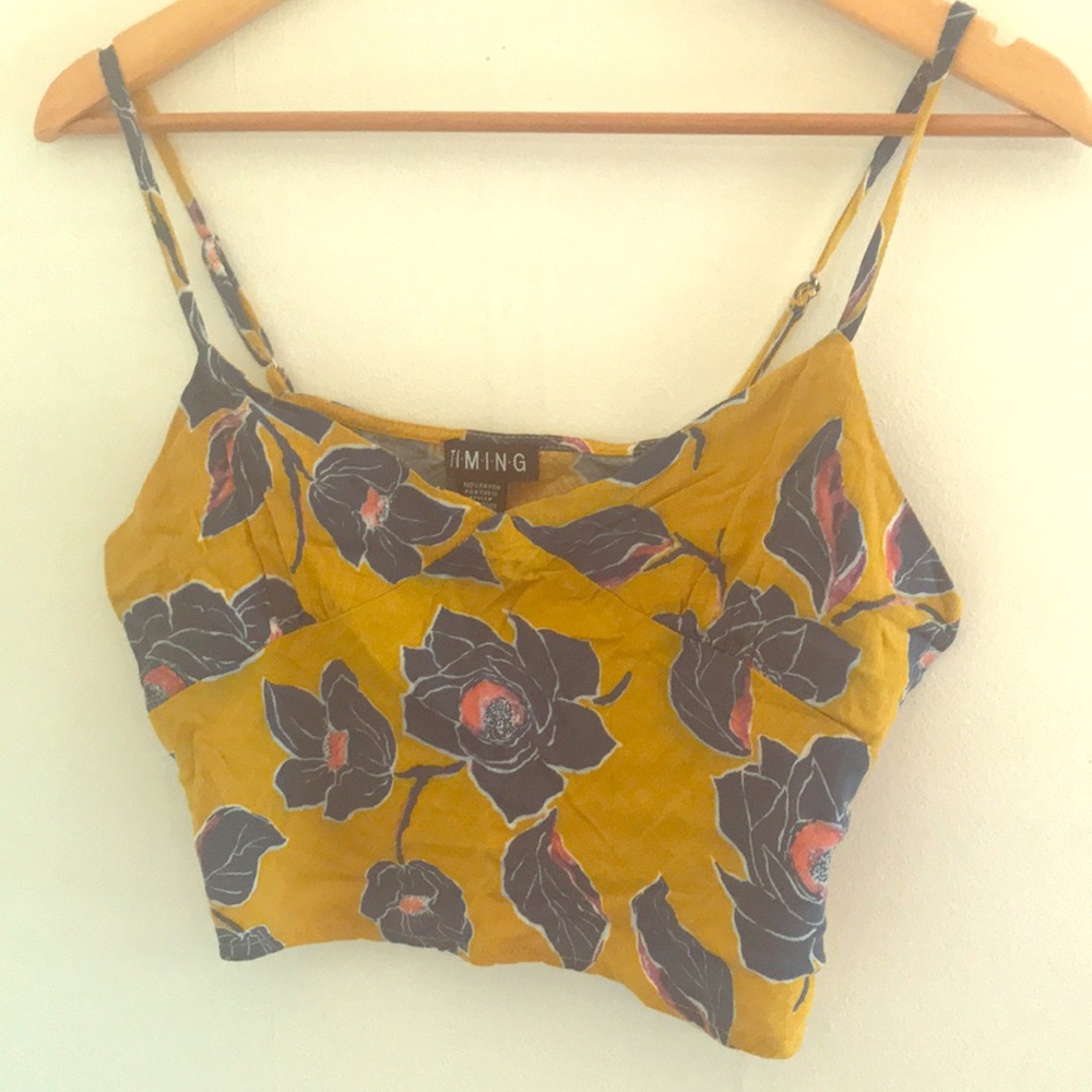 Crop top